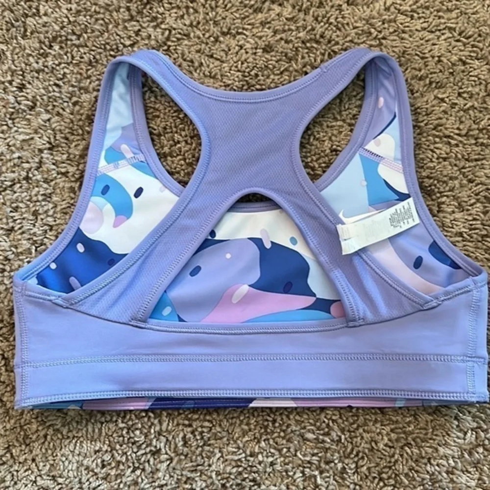 NIKE Girls' Swoosh Camo Print Reversible Sports Bra size Large NWOT